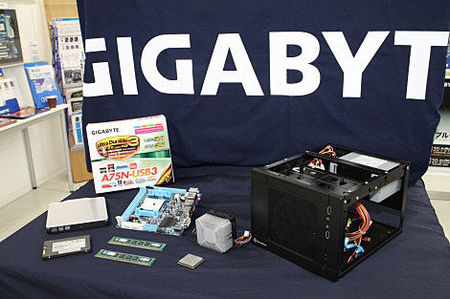 GIGABYTE-A75N-USB3.jpg