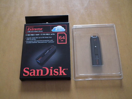 SanDisk-SDCZ80-064G-X46-01-box.jpg